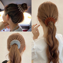 Load image into Gallery viewer, HaloHold Hairclip