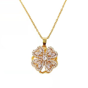 cLover Necklace